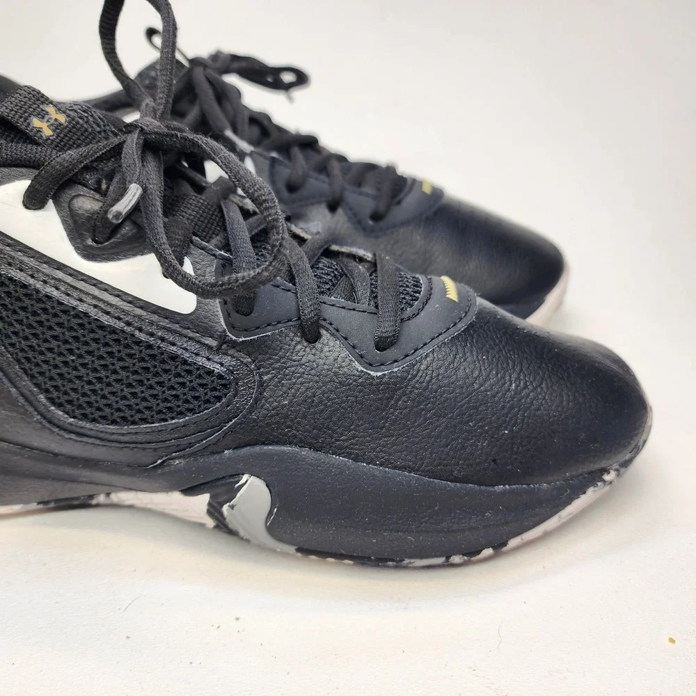 Boys Size 6Y Under Armour Lockdown 6 Basketball Shoes Black